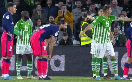 1646606719685038581.gif